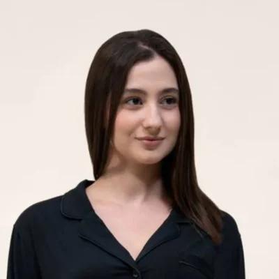 ملابس نوم مريحة مع تكييف الغرفة