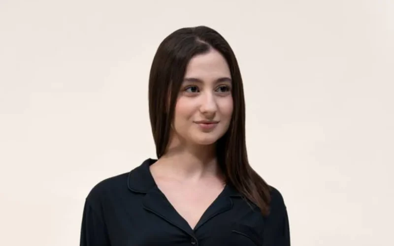 ملابس نوم مريحة مع تكييف الغرفة
